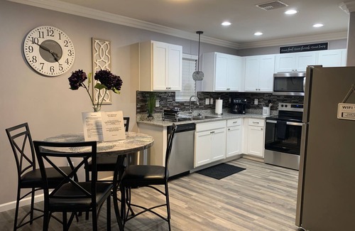 Holiday Shores House | Newer Bullheadcity Pool Home with great rates