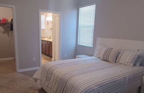 Venice House | Newer Single Family Home in Venice!