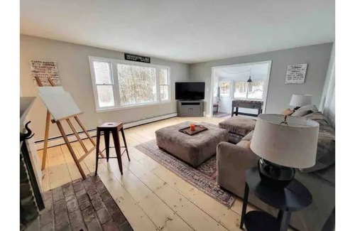 Bridgewater House | Newfound Lake water and Mountain View
