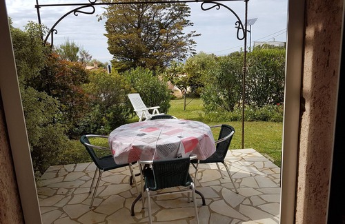 L'Ile-Rousse Apartment | newjade in Monticello