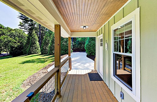 Woodfin Cabin | Newly Built 2-Home Mountain Retreat w/ Firepits, Minutes to Town & Adventures