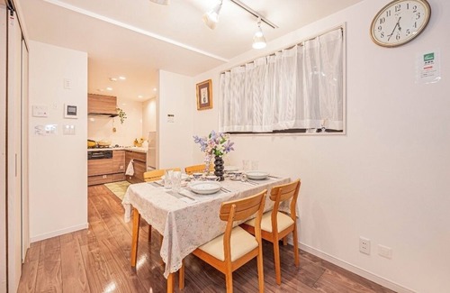 Bunkyo House | Newly built 82 sq.m. 2ldk with garage located 4 min. from Kaminakazato station, Japanese style bedroom with large living room, 1 min. from 24-hour convenience store, direct access to Ueno 8 min.