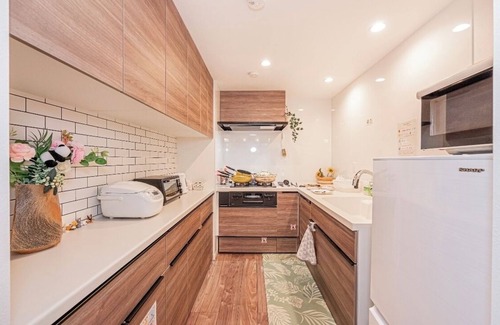 Bunkyo House | Newly built 82 sq.m. 2ldk with garage located 4 min. from Kaminakazato station, Japanese style bedroom with large living room, 1 min. from 24-hour convenience store, direct access to Ueno 8 min.