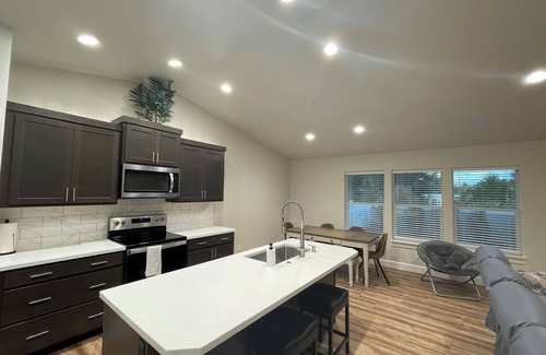 Twin Falls County House | Newly built Charming 3-bedroom 2-bath duplex in the beautiful town of Kimberly