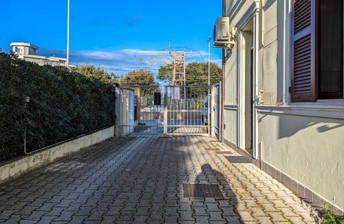 Civitanova Marche House | Newly built apartment within walking distance of the sea and the center.