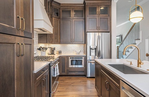 Hitch Village - Fred Wessels Homes House | Newly Built Luxury Oasis Steps to River Front w/Parking by Lucky Savannah