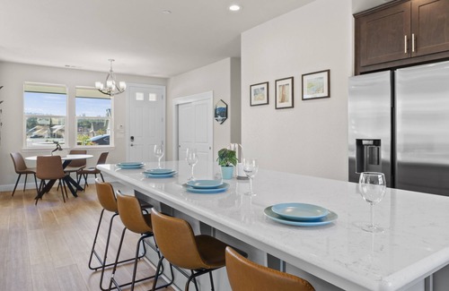 Murphys House | Newly Built Murphy's Modern Retreat