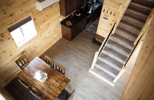 Linwood Cabin | Newly Built - Saginaw Bay Captain's Quarters