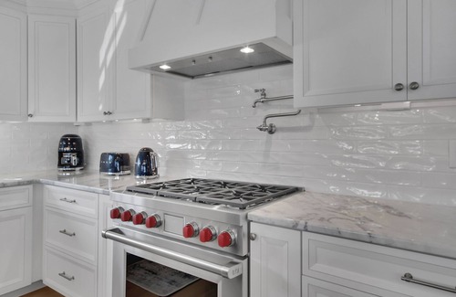 Avalon House | Newly Constructed home on First Ave to be completed by April 30 for the 2023 rental season!