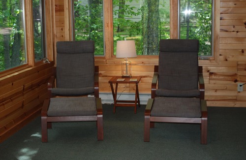 Brainerd Cabin | Newly Reduced! Family Cabin with Sand Beach & Swimming Area 2 Hours From Cities