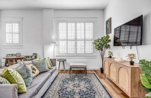 Springfield Apartment | Newly refreshed 2 BR Apt for LoZ fans