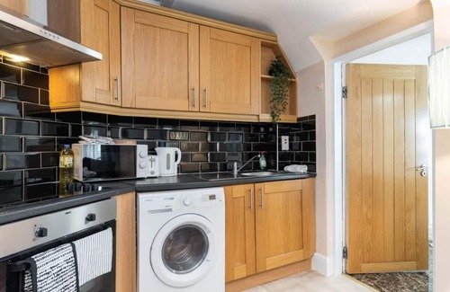 City Centre Dublin Apartment | Newly Refurbished 2 bed with garden GREAT location