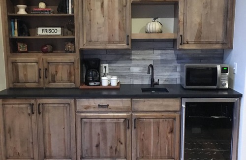 Frisco House | Newly Remodeled-2 Masters & 2 Gathering Areas. Hot Tub. Walk to Town
