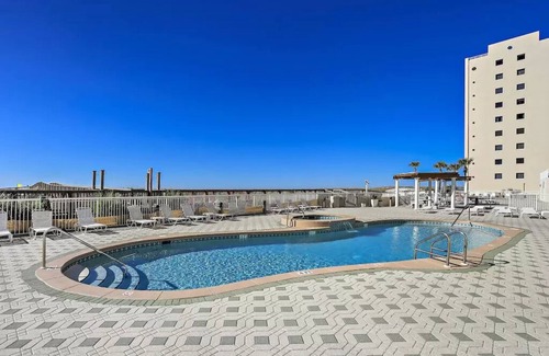 Navarre Beach Condo | Newly remodeled and close to everything you need at Sea Glass Serenity.