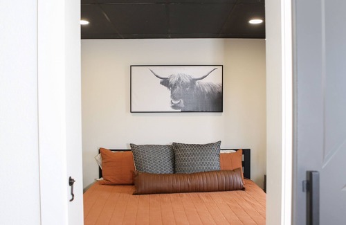Manhattan Condo | Newly-remodeled cozy condo, downtown Manhattan, MT!