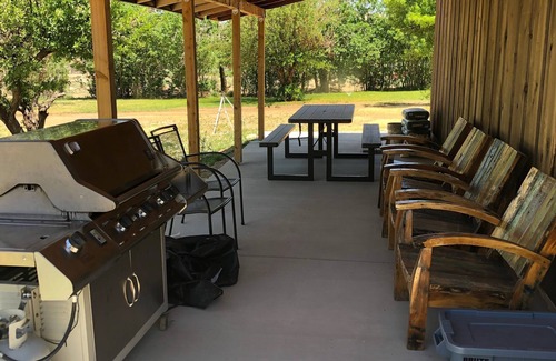 Escalante House | NEWLY REMODELED HISTORIC FARMHOUSE!