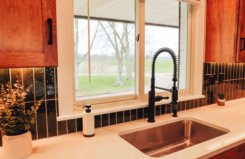 Williamstown House | Newly remodeled! Holland Farms is located in the Golden Triangle of Northern KY!