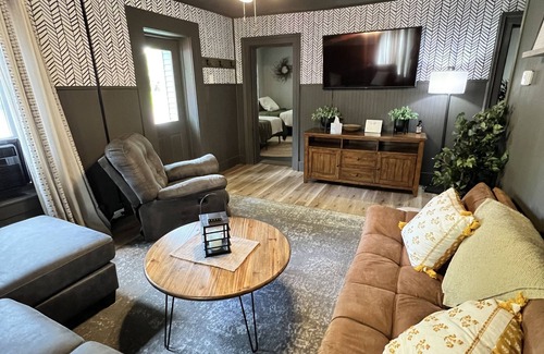 Potsdam Apartment | Newly remodeled luxury first floor apartment. Minutes away from SUNY Potsdam!