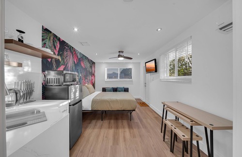 Coral Terrace House | Newly Remodeled Studio in the heart of Miami