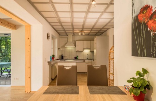 Neukirch Apartment | Newly Renovated Apartment “Ferienwohnung Rief” in Beautiful Countryside