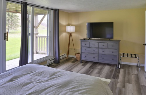 Cedar House | Newly Renovated Beautiful Sugar Loaf Condo w Pool, 4BR 4BA