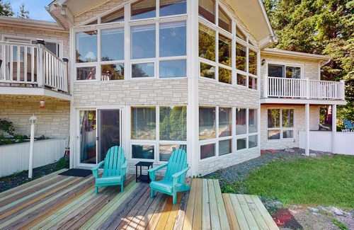 Marlboro House | Newly Renovated Coastal Home with Spectacular Ocean views