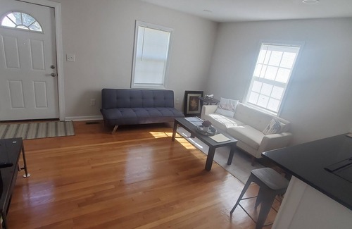 Petersburg House | Newly renovated cozy Home away from home