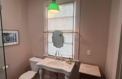 Uptown Historic District House | Newly Renovated Historic Uptown Unit