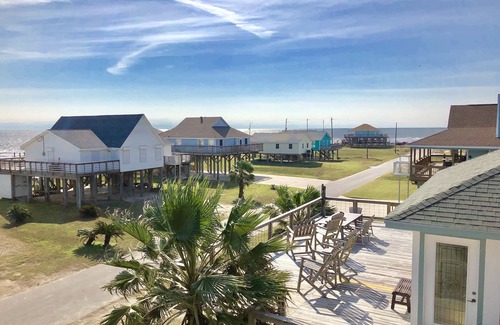 San Luis House | Newly renovated- Panoramic Ocean Views Seconds to the Beach - Sandy Feet Retreat