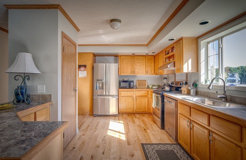 Harbor Springs House | Newly renovated country home in the middle of Paradise!