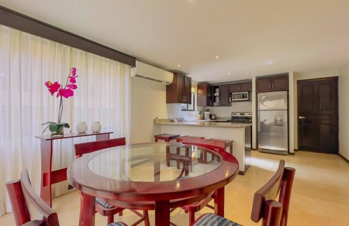 El Ocotal Condo | Newly Updated 1-bedroom condo in laid back Playa Ocotal with AC, WiFi, King Bed