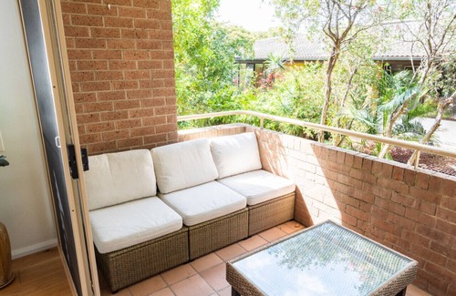 Newport Apartment | Newport Beach Pad - Great Location