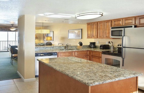 Florida Center Resort | NewYears wk Orlando Sunshine Resort 2bdrm2bth sleeps 8 Villa 12/28/25 - 1/3/26
