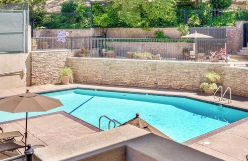 Westlake Village Apartment | Next Level Luxury. Westlake 2BR with Pool Views + Massage Chair + Veuve Cliquot