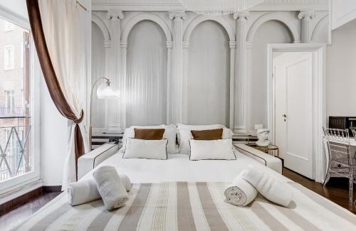 Rione IV Campo Marzio House | NEXT TO BVLGARI HOTEL - RomeDreamHome