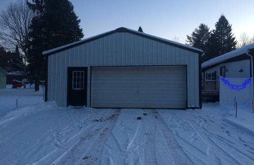Bessemer House | Next to snowmobile/atv trail 2! Near ski hills, X-C skiing, Lake Superior, falls