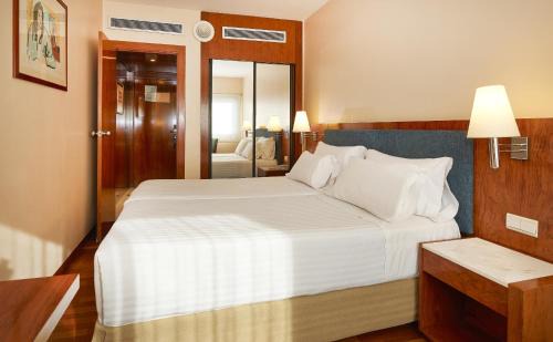 Les Corts Hotel | NH Barcelona Entenza
