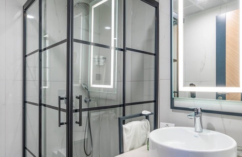 Eski Lara Hotel | Ni Hotel Lara