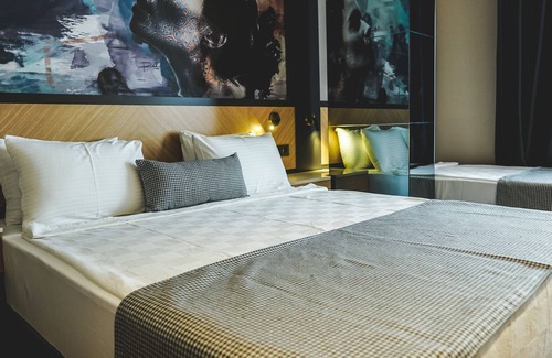 Eski Lara Hotel | Ni Hotel Lara