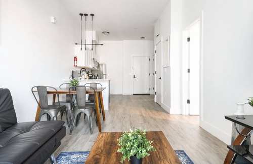 Elizabeth Apartment | Nice 1BR next to EWR 3596