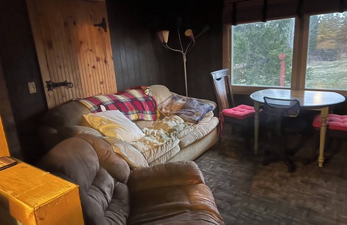 Ewen Cottage | Nice 3-bedroom cottage in Ewen just minutes from Bergland, MI and Lake Gogebic