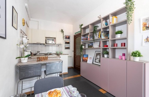 Crocetta Apartment | Nice and Cozy Apartment in Crocetta by Wonderful Italy
