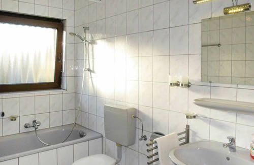 Adenau Apartment | Nice apartment for 5 guests with WIFI, TV, pets allowed and parking