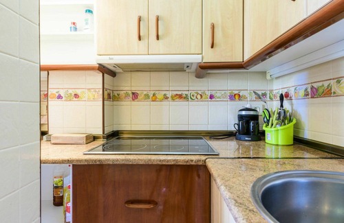 Oropesa del Mar Apartment | Nice apartment for 3 people with A/C, WIFI, pool, TV, balcony and pets allowed