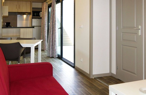 Malansac House | Nice apartment in villa for 6 guests with WIFI, pool, TV, terrace and pets allowed