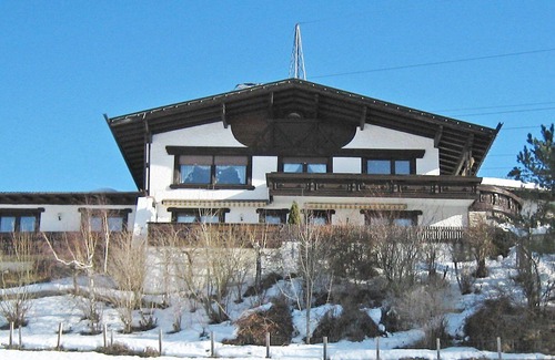 Pfons Apartment | Nice apartment for 5 guests with TV, terrace and panoramic view