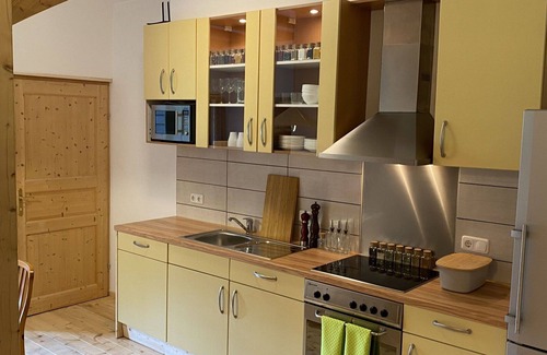 Muhldorf Apartment | Nice apartment for 8 guests with WIFI and balcony