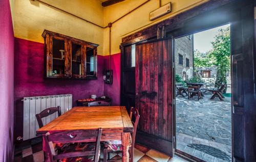 Castiglione d'Orcia Apartment | Nice Apartment In Castiglione D'orcia