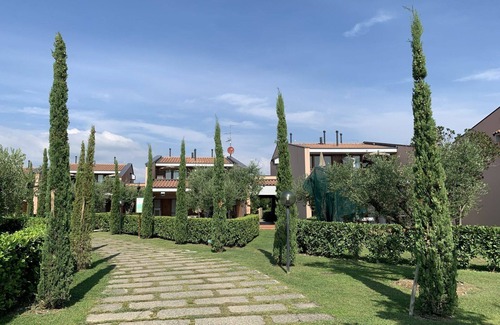 Moniga del Garda Apartment | Nice apartment for 2 people with pool, WIFI, A/C, TV, balcony and pets allowed