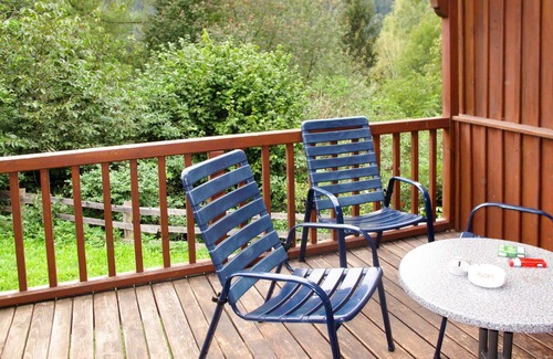 Treffen Villa | Nice apartment in villa for 4 people with WIFI, TV, terrace and pets allowed